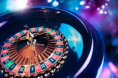 Live casino table gaming experience at dana777